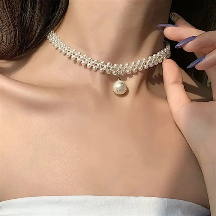 Glamorous Choker Pearl Girls Necklace